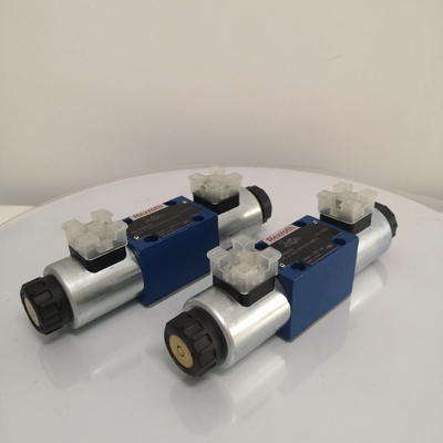 Crawler Crane Solenoïde Richtklep 4we6d62/Ofeg24n9K4 R900567512 20 kg voor Rexroth