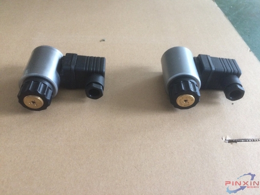 Eéncilinder Hydraulische reserveonderdelen Solenoïde spoel voor pompstructuur 3pins 2pins