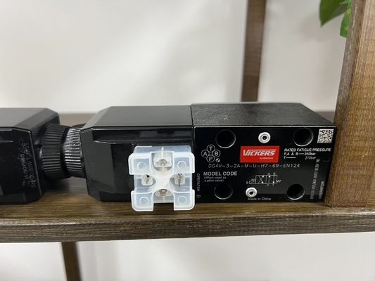 Industriële toepassingen Solenoïde klep Dg4V-3-2al-M-U-H7-69-En124 Hydraulische reserveonderdelen