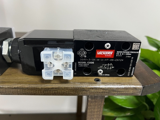 Industriële toepassingen Solenoïde klep Dg4V-3-2al-M-U-H7-69-En124 Hydraulische reserveonderdelen
