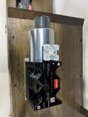 DC-solenoïde klepdruk Gewone temperatuur Hydraulische onderdelen Dg4V-3-6c-M-U-H7-69-En124